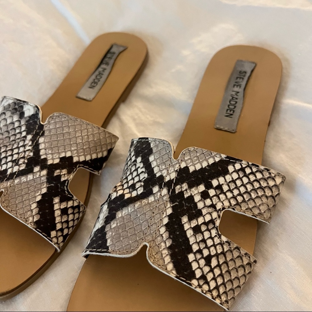 Steve Madden Sayler Snake Print Slide Sandals - image 4